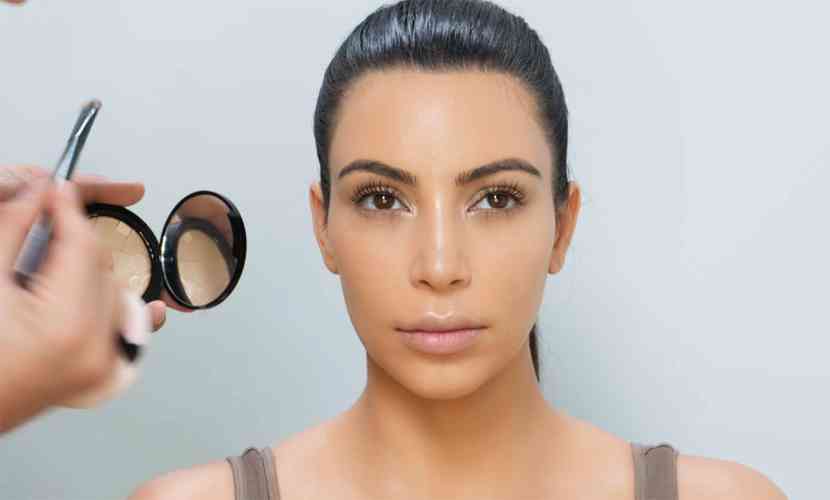 tehnica-machiaj-strobing