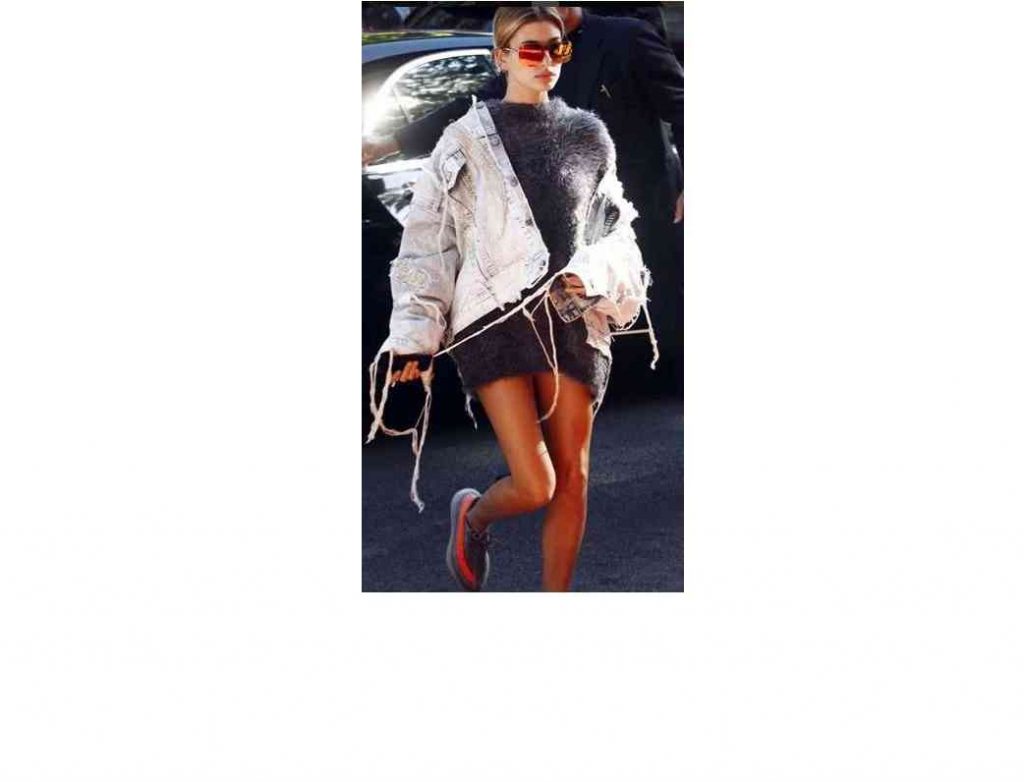 hailey-baldwin-rochie-pulover
