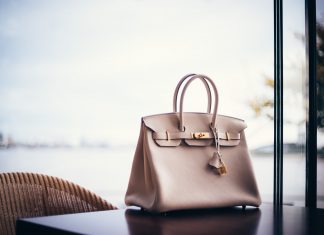 Povestea Hermes: de la proiectarea hamului de cai pana la lista de asteptare pentru genti Birkin