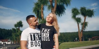 Vrei ținute personalizate? Alege tricouri amuzante cu imprimeuri