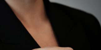 Inele de aur: Simboluri ale eleganței și dragostei eterne