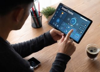 Cum să-ți transformi locuința într-una inteligentă? Ghidul începătorului pentru dispozitive smart home