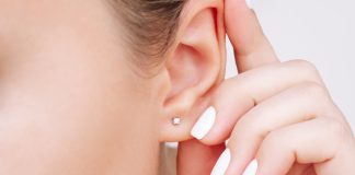 Minimalismul în bijuterii: cum alegi piese simple care se potrivesc cu orice stil